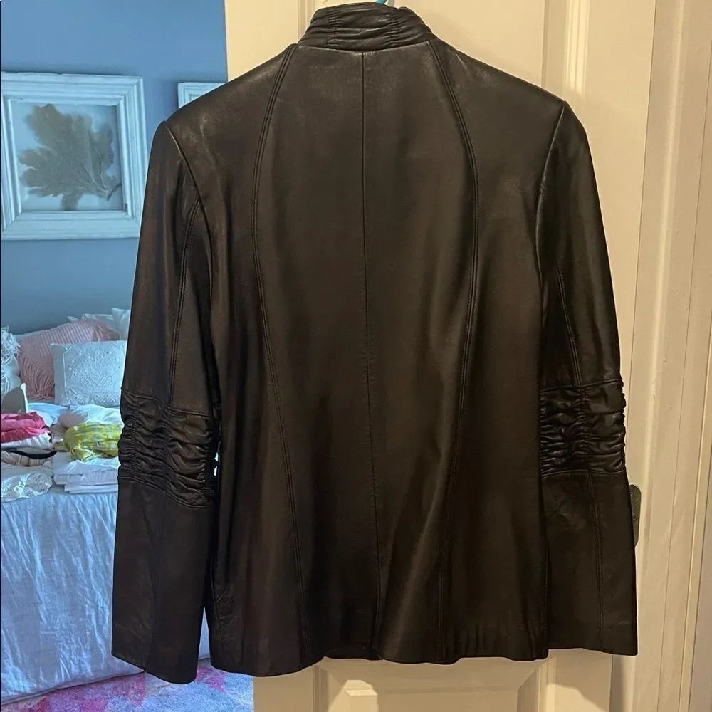 Kaspar Black Leather Jacket - Picture 6 of 9